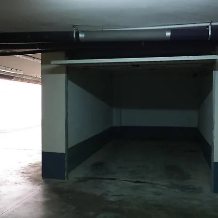 Apartment 1 Bedroom In *